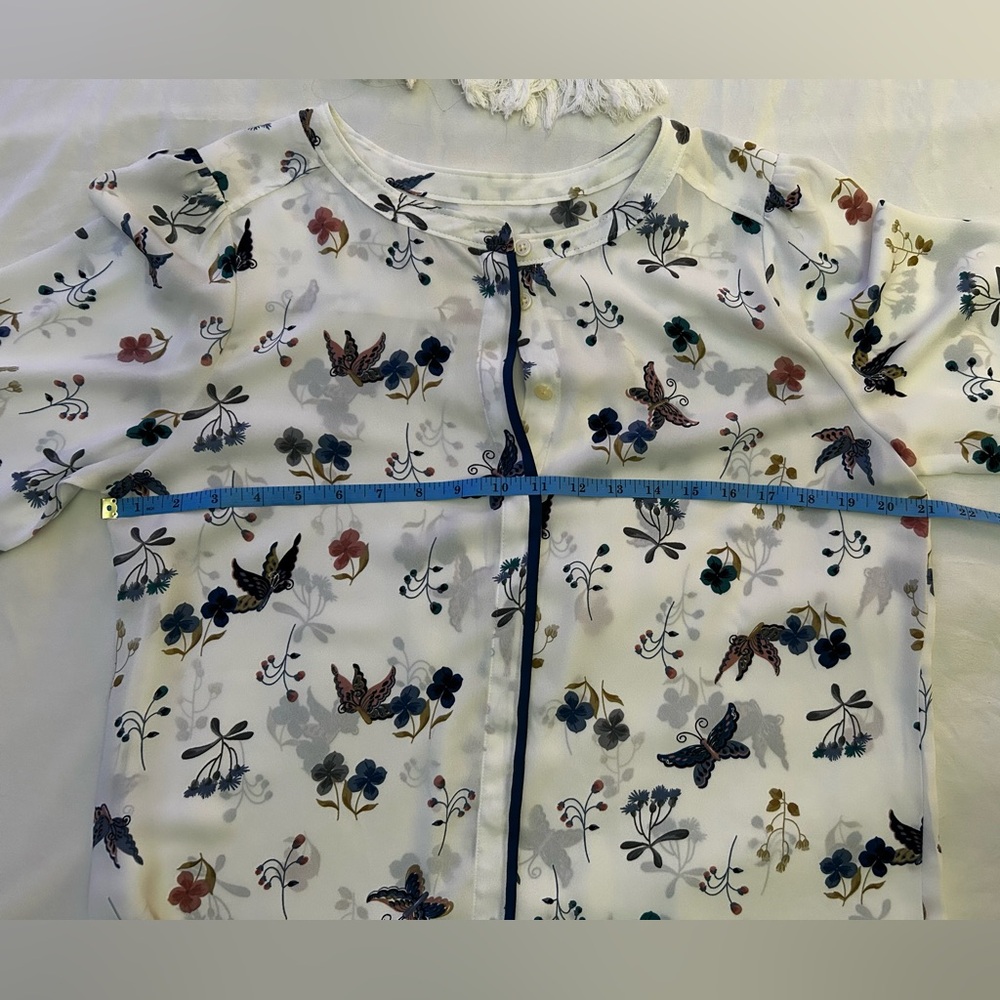 Ann Taylor LOFT Size Medium Sheer Floral Spring Colorful Blouse - Picture 7 of 8